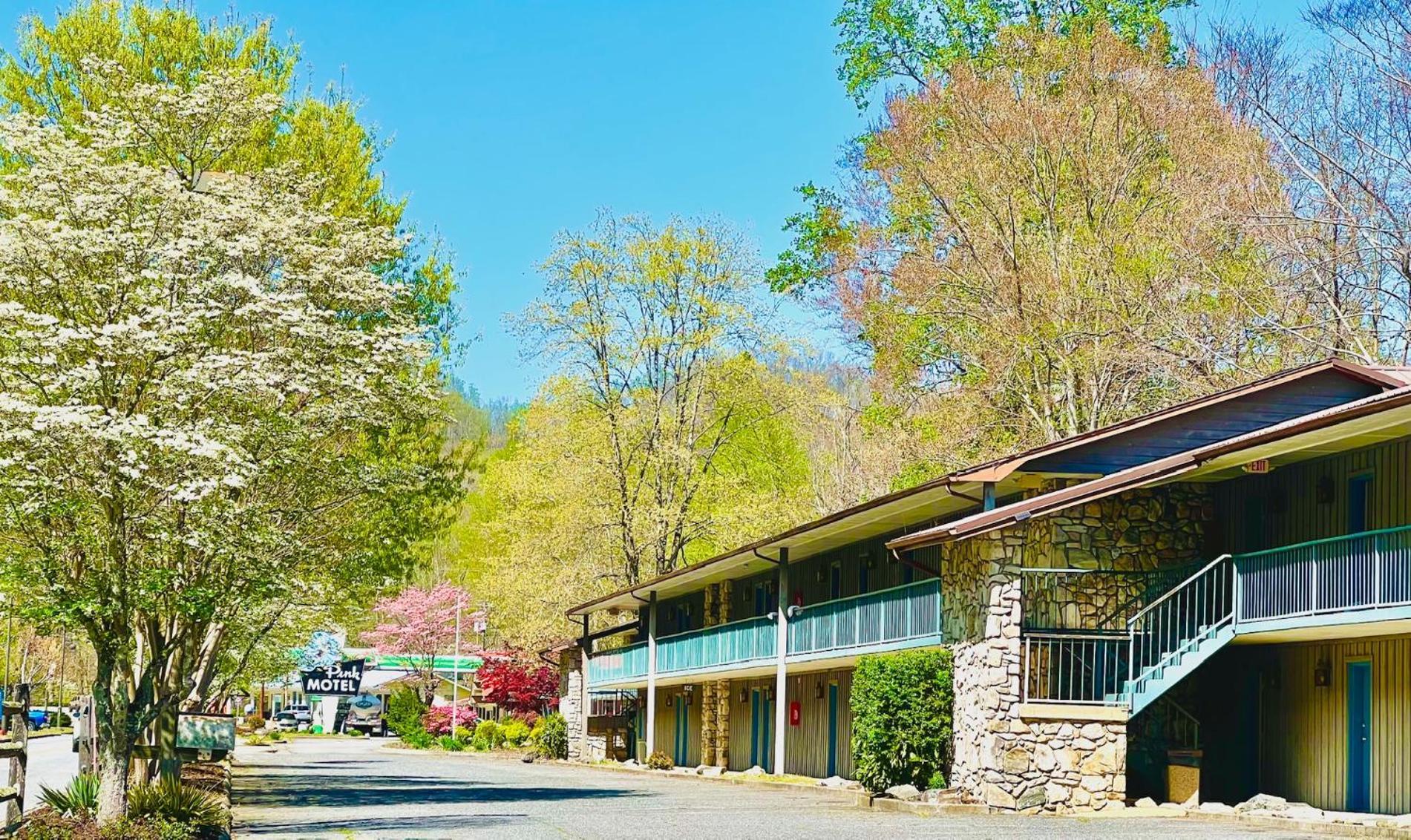 Newfound Lodge On The River 切罗基 外观 照片